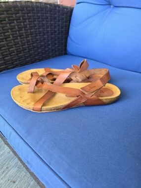 Yokono Leather Crisscross Sandals Women’s 8 Brown Made in Spain